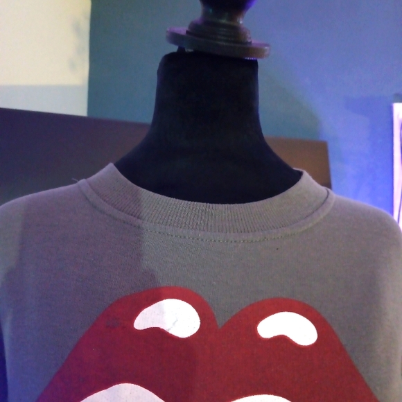 Rolling Stones Sweatshirt - Picture 4 of 8